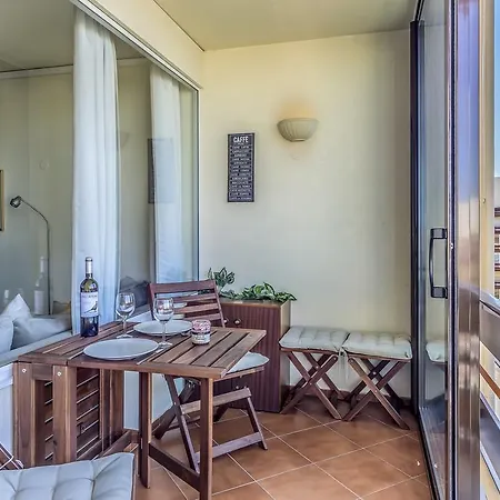 아파트 Flh Cozy 빌라모라